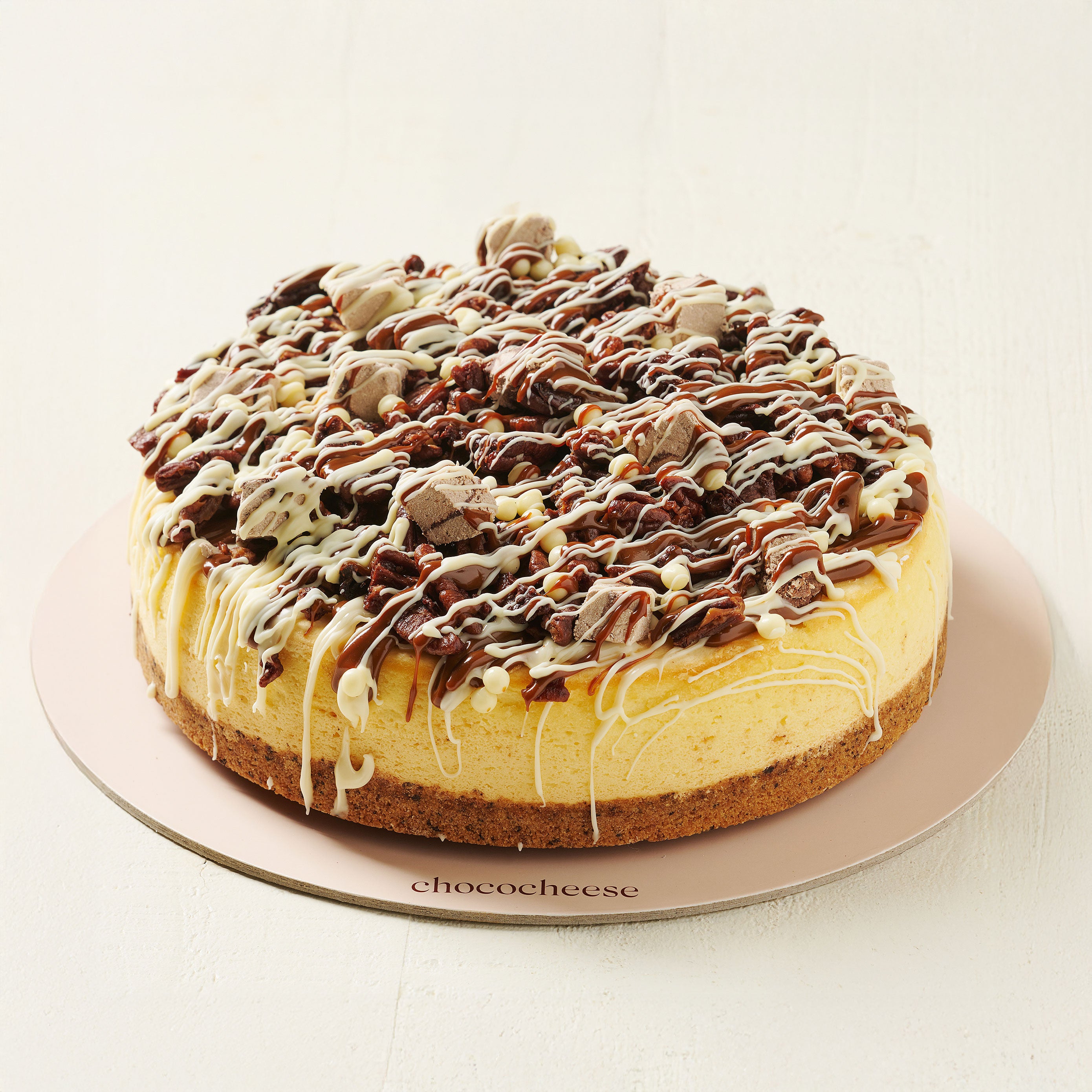8" Classic Cheesecake with Crunchy Topping